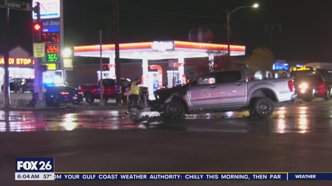 Two suspects steal $7,000 worth of cloths