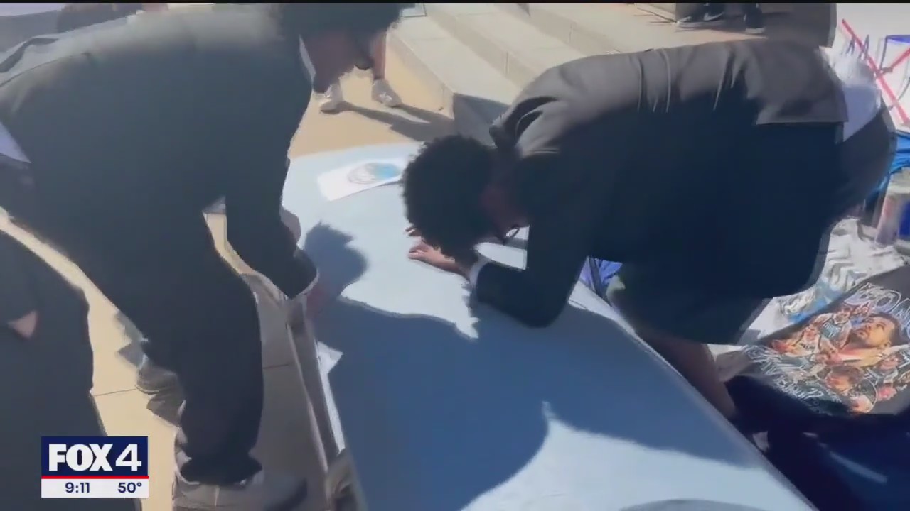 Mavs offer refunds to some season ticket holders