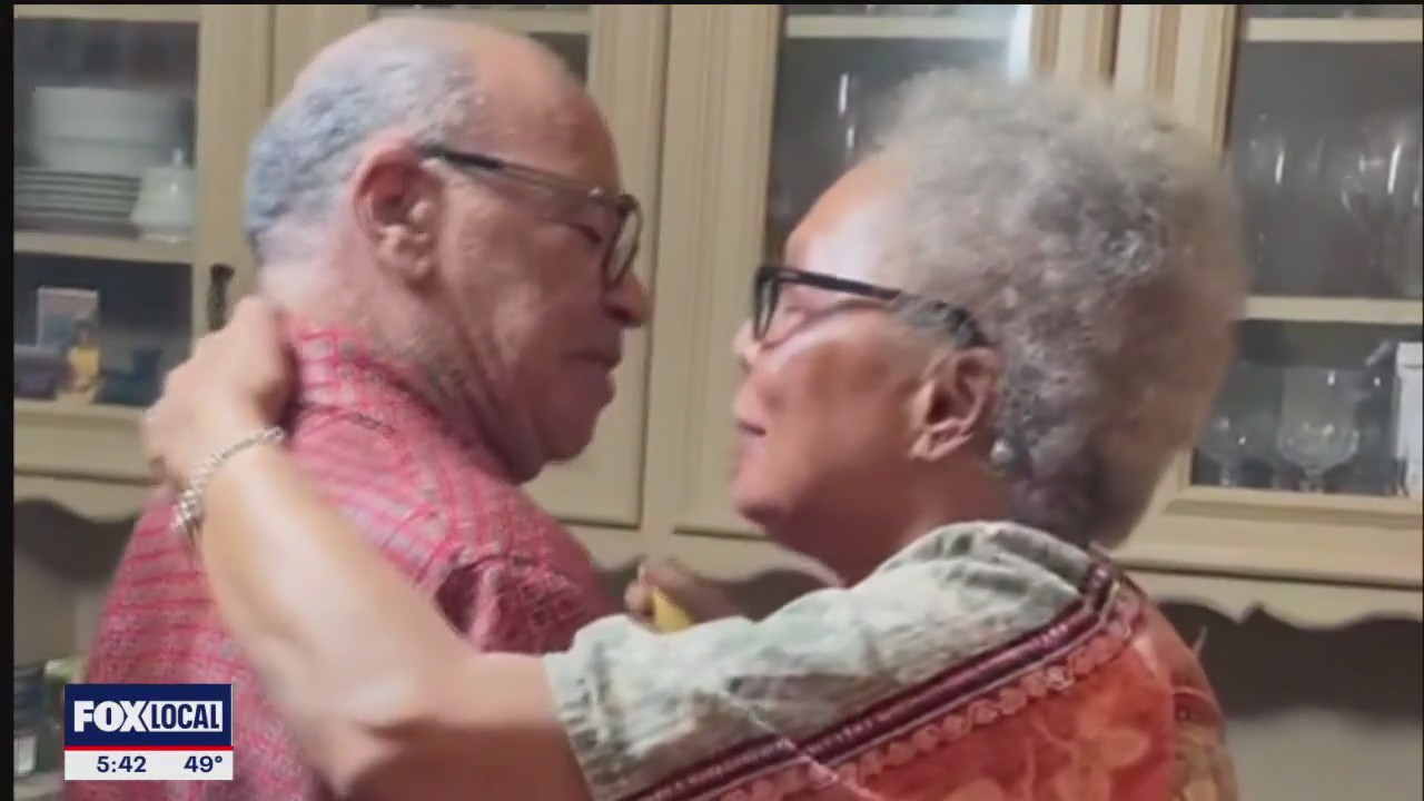 Couple renews vows on 65th wedding anniversary