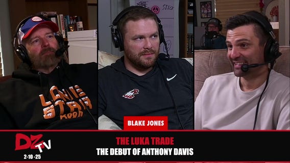 Anthony Davis' Mavs Debut | DZTV