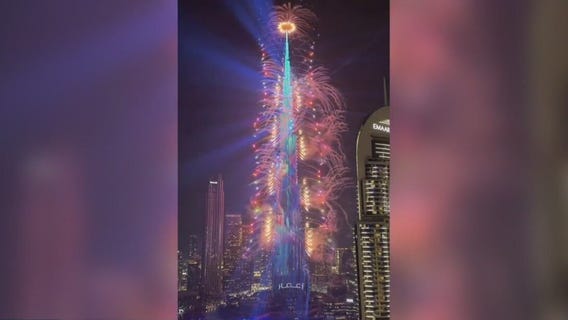 Spectacular New Year's celebrations around world