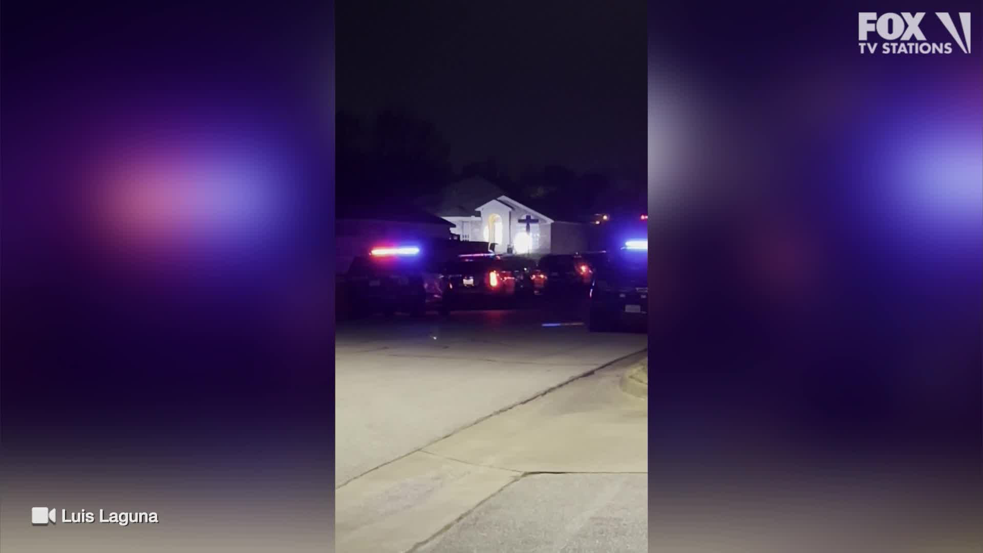 Arlington SWAT standoff ends in arrest: RAW