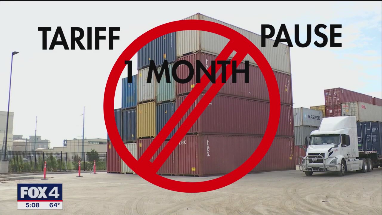 Trump postpones tariffs for Mexico, Canada