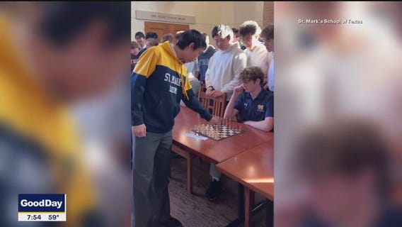 15-year-old chess prodigy plays 14 games at one time
