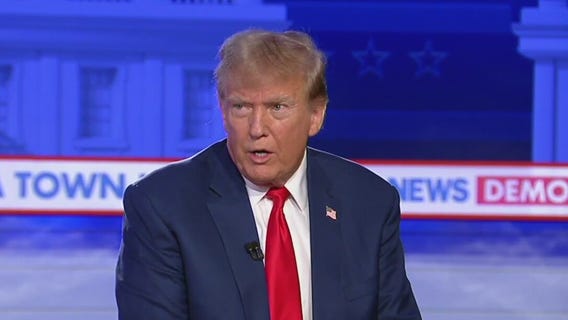 Trump talks economy, stock market at town hall