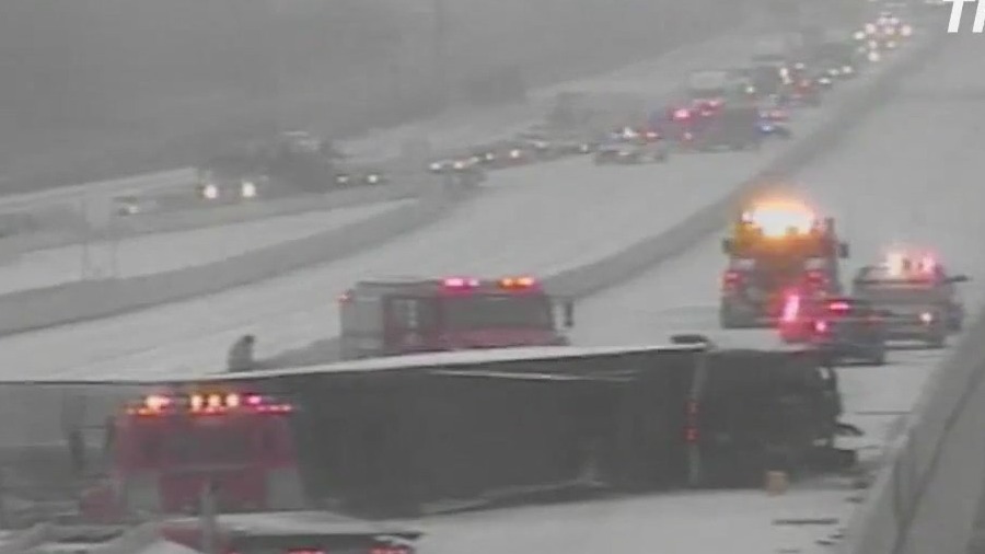 18-wheeler overturned on I-10, all main lanes closed