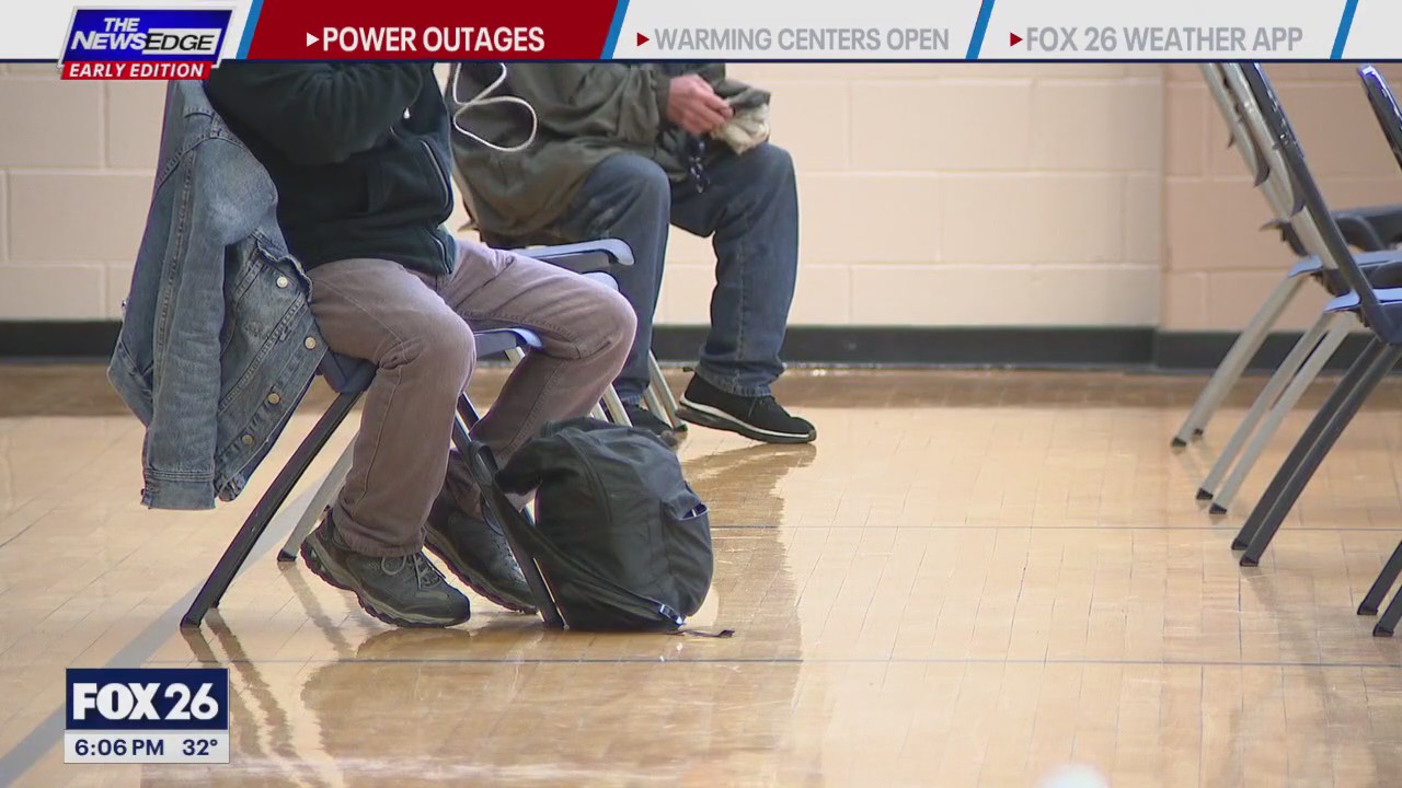 Houston warming centers open, including pet-friendly options