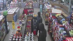 Humble gas station shooting: Two men wanted