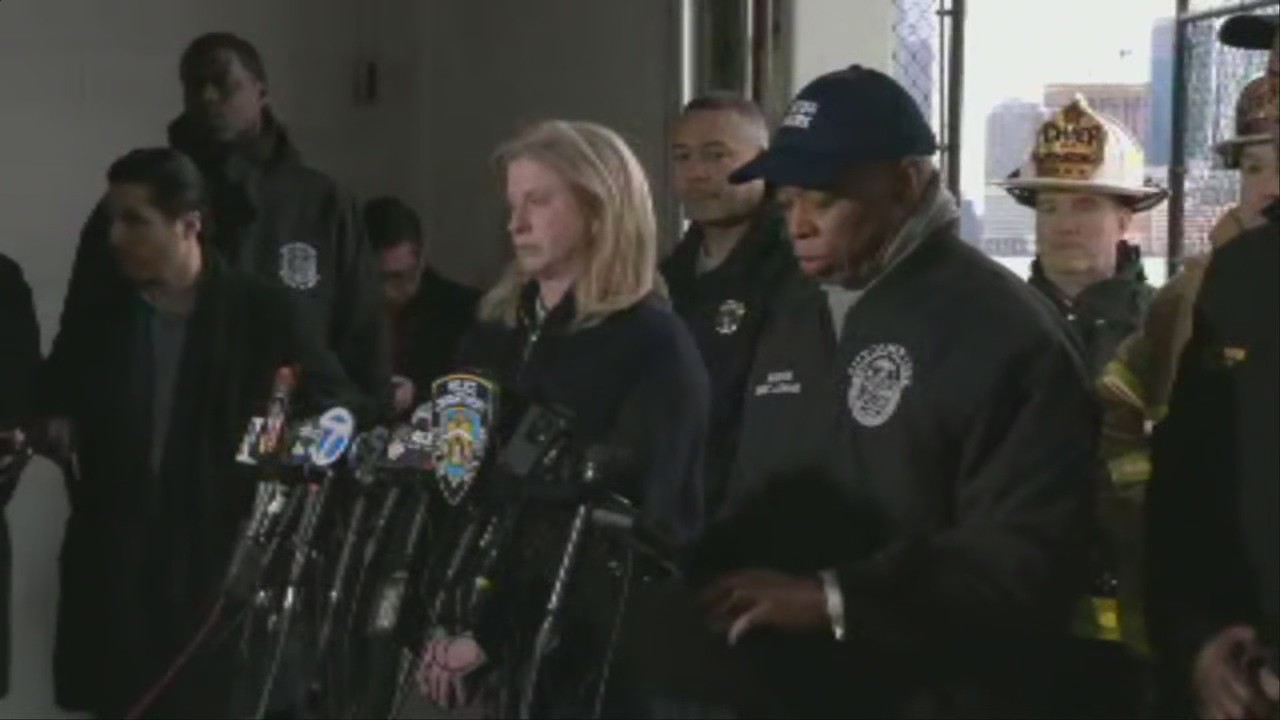 Helicopter crash: NYC Mayor Eric Adams gives update