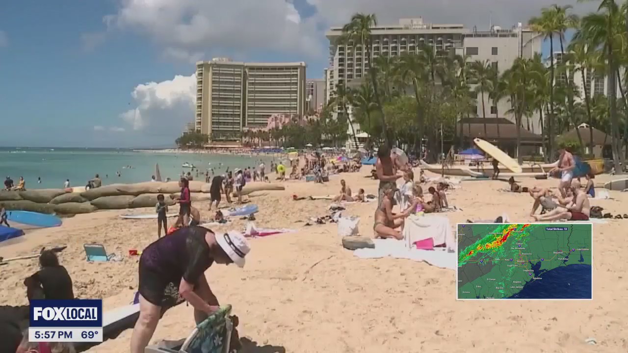 Hawaii Governor proposes "Green Fee" for tourists