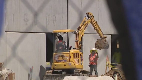 Houston mayor sounds alarm over Housing Authority's disregard for pause request