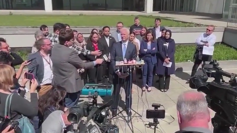 ICE restoring status of international students - for now