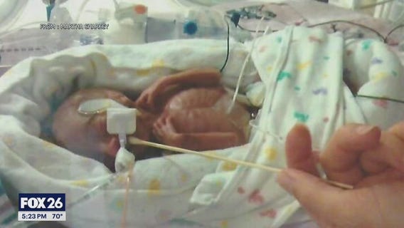 Former Philadelphia Eagles cheerleader's group aids families