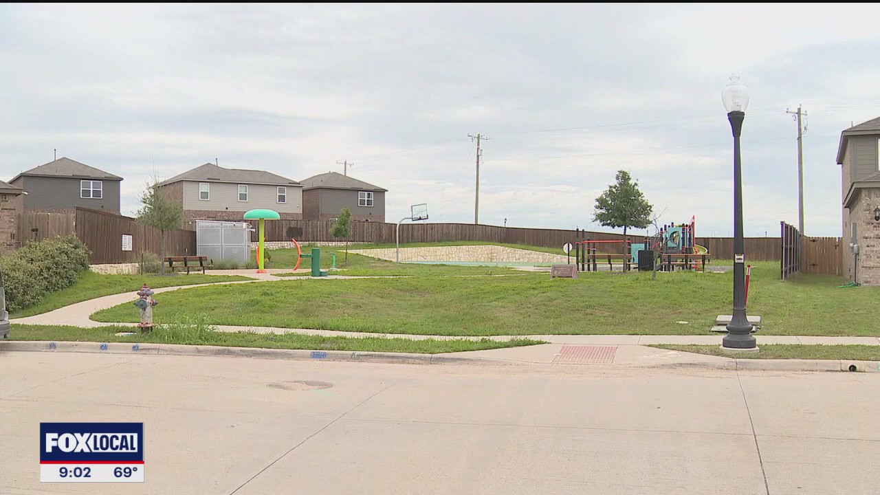 Shooting suspects on run after teen killed in Ferris