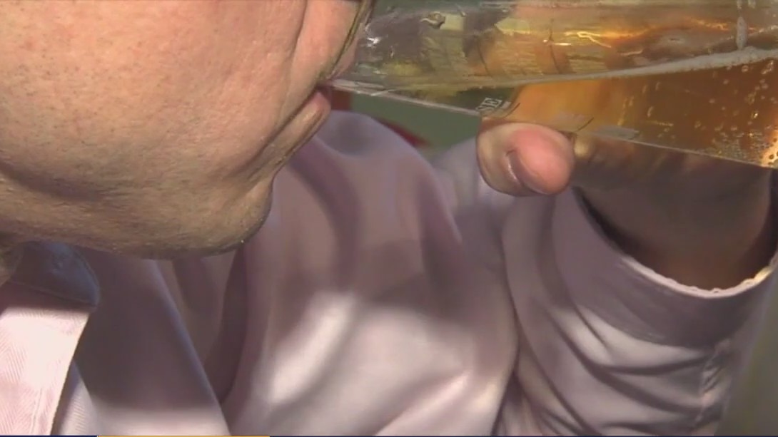 How parents behave with booze during Super Bowl