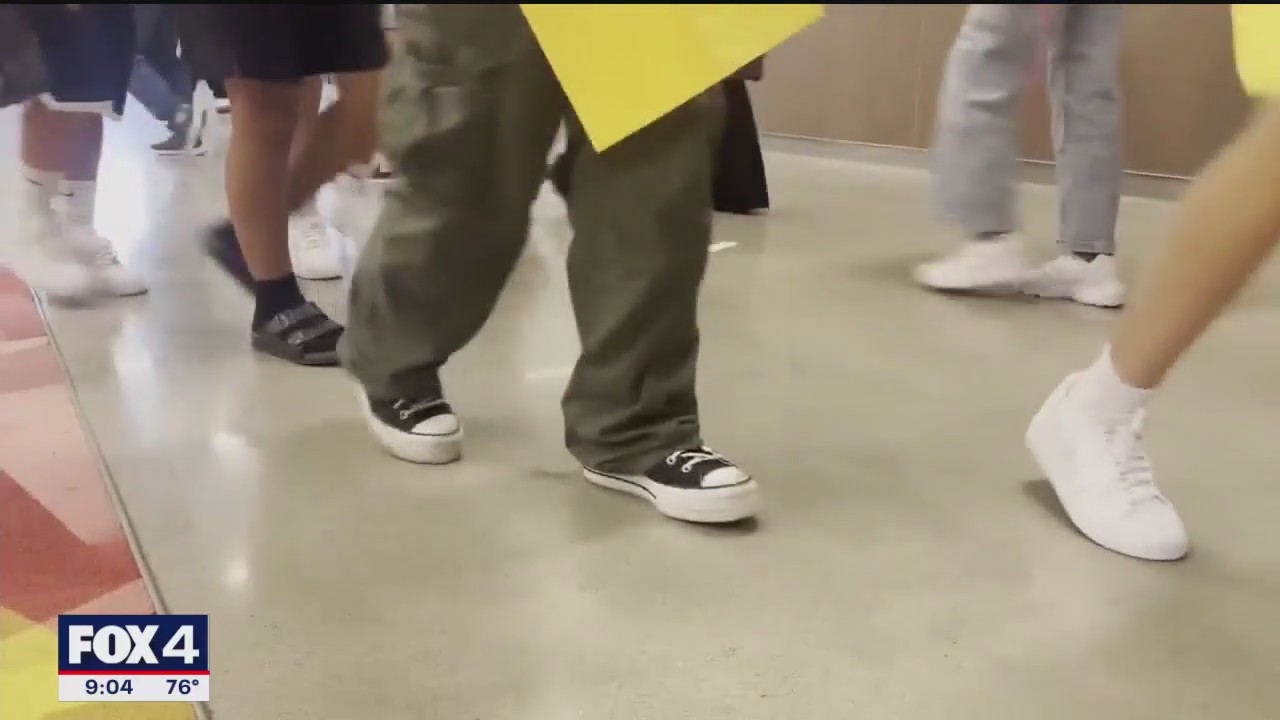 Senate committee discusses new school funding bill