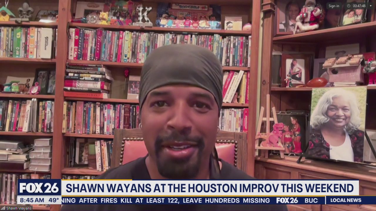 Shawn Wayans at Houston Improv