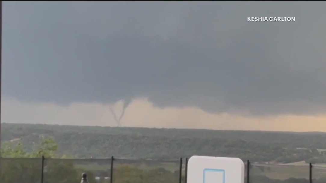 Severe weather moves through North Texas