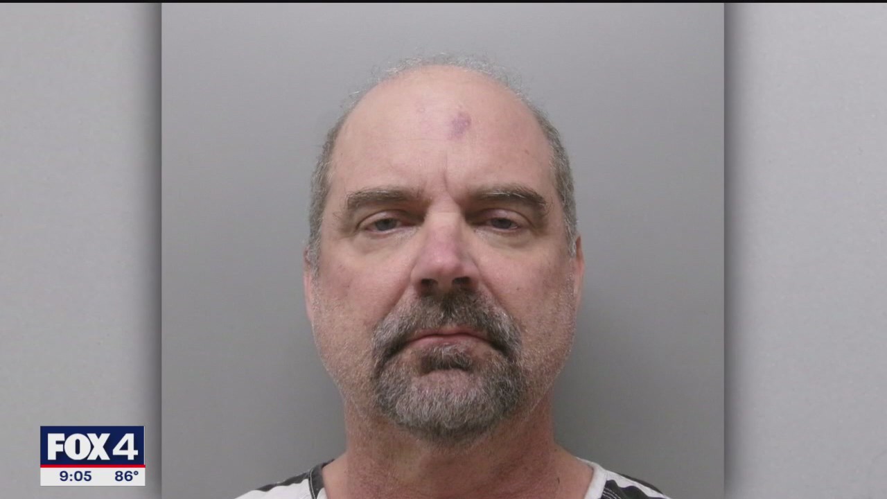 Witnesses do CPR, hold suspect after Rhome crash