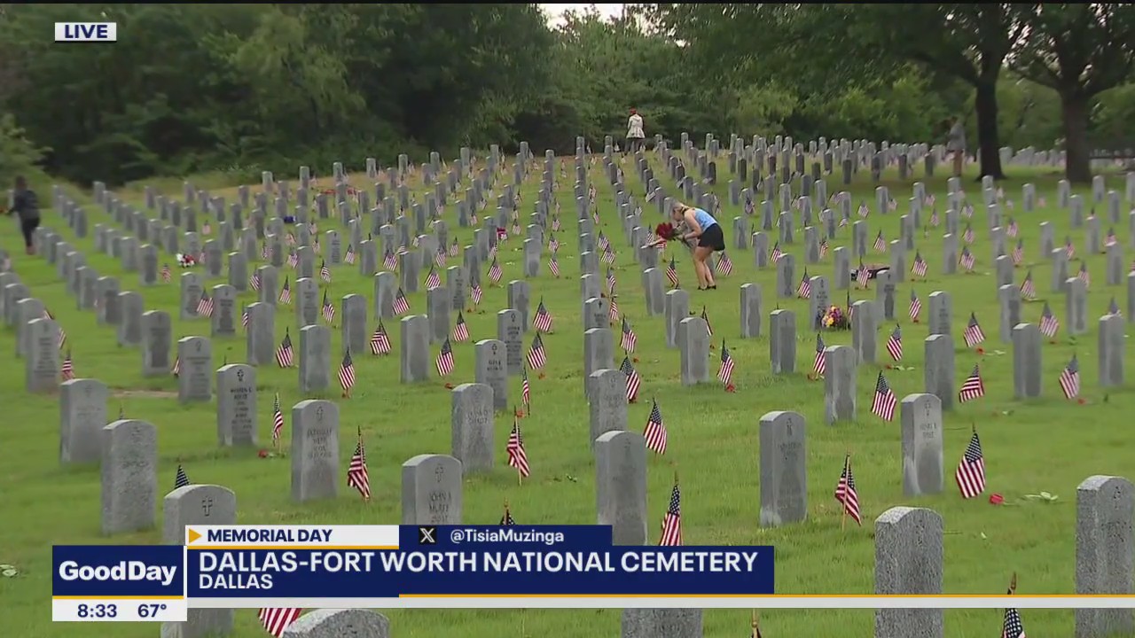 Volunteers honoring veterans at DFW National Cemetery
