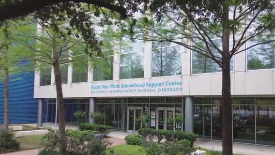 Houston ISD approves new academic calendar