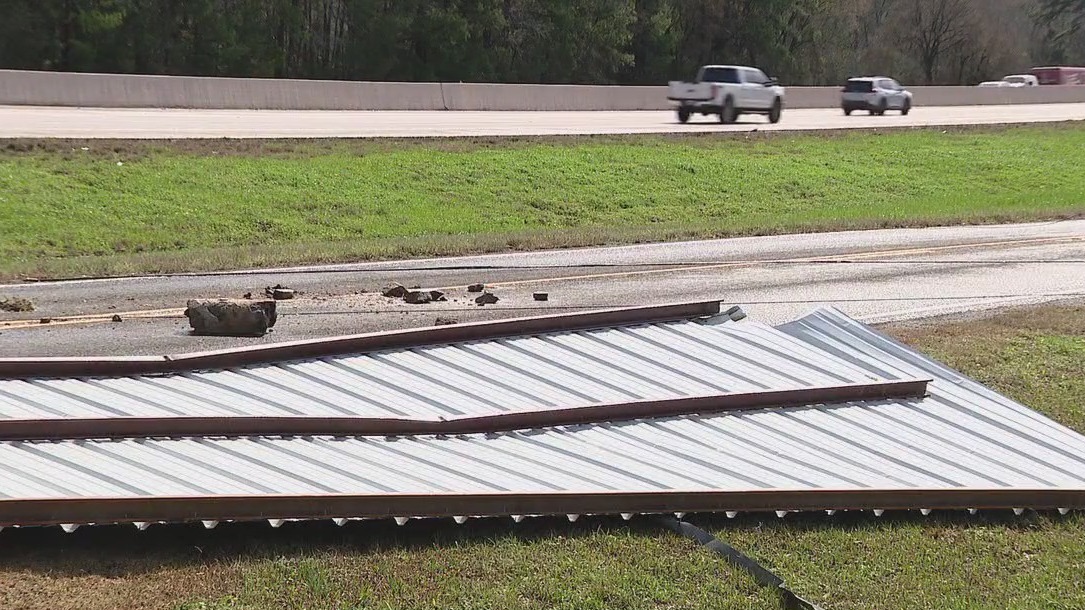 Severe weather leaves behind damage north of Houston