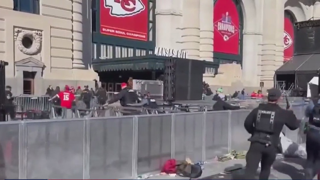 Kansas City parade shooting: 2 teens charged