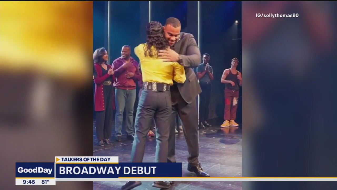 Former Dallas Cowboy makes debut on Broadway