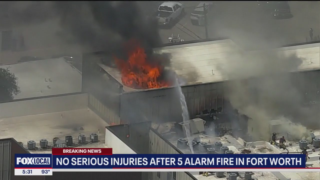 No serious injuries after apartment fire in Fort Worth