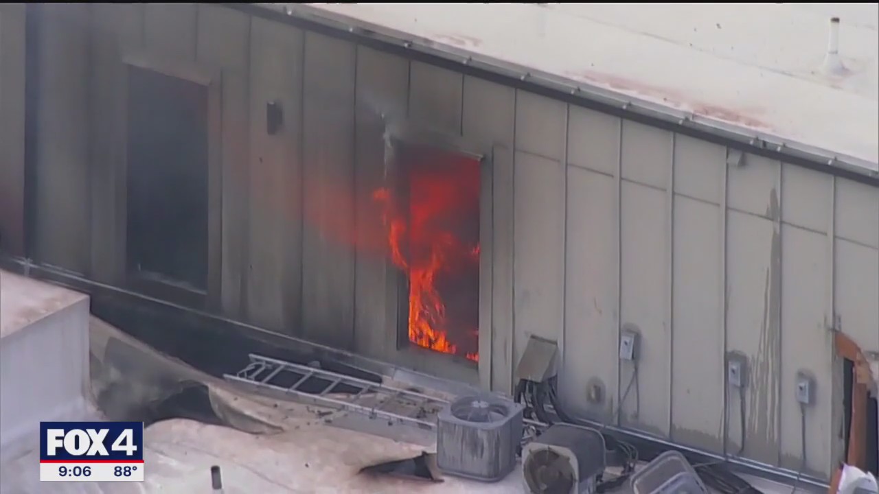 6 alarm apartment building fire in Fort Worth
