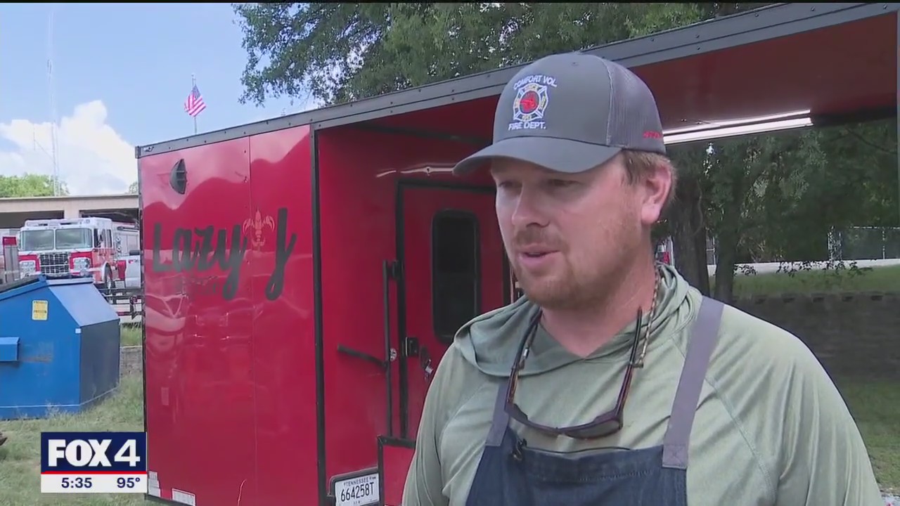 Chef aims to feed responders at Texas flood relief site