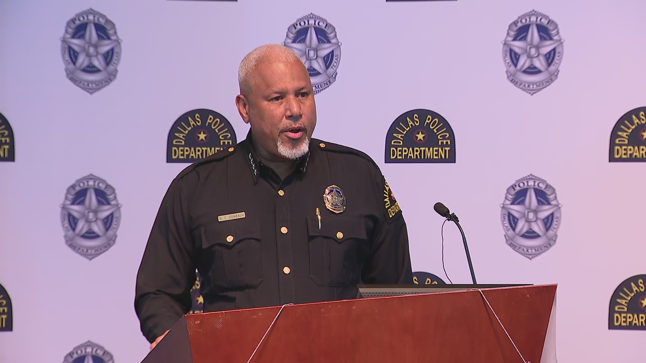 Dallas officers fatally shoot knife-wielding man | FULL NEWS CONFERENCE