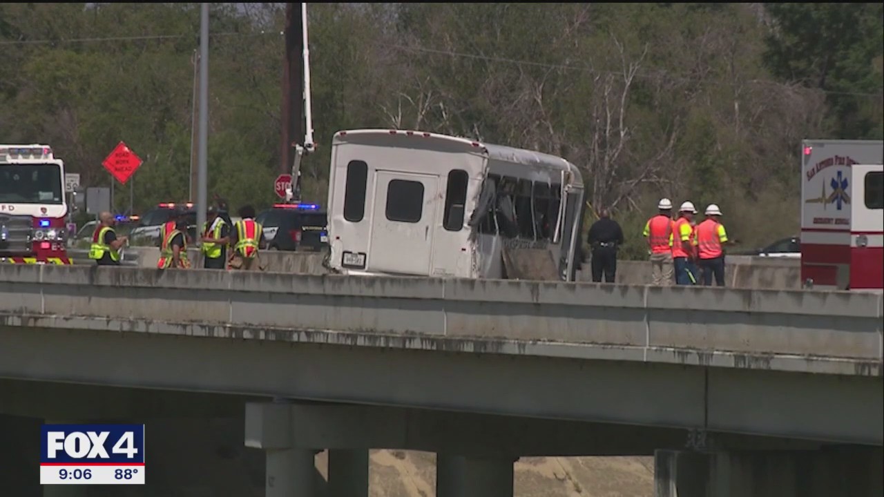Stolen car crash kills 2, injures 18 on Fort Worth bus