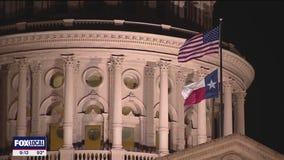 TX Democrats on leaving state to block redistricting