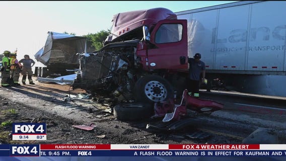 Official indicted in trucking crash that killed 5