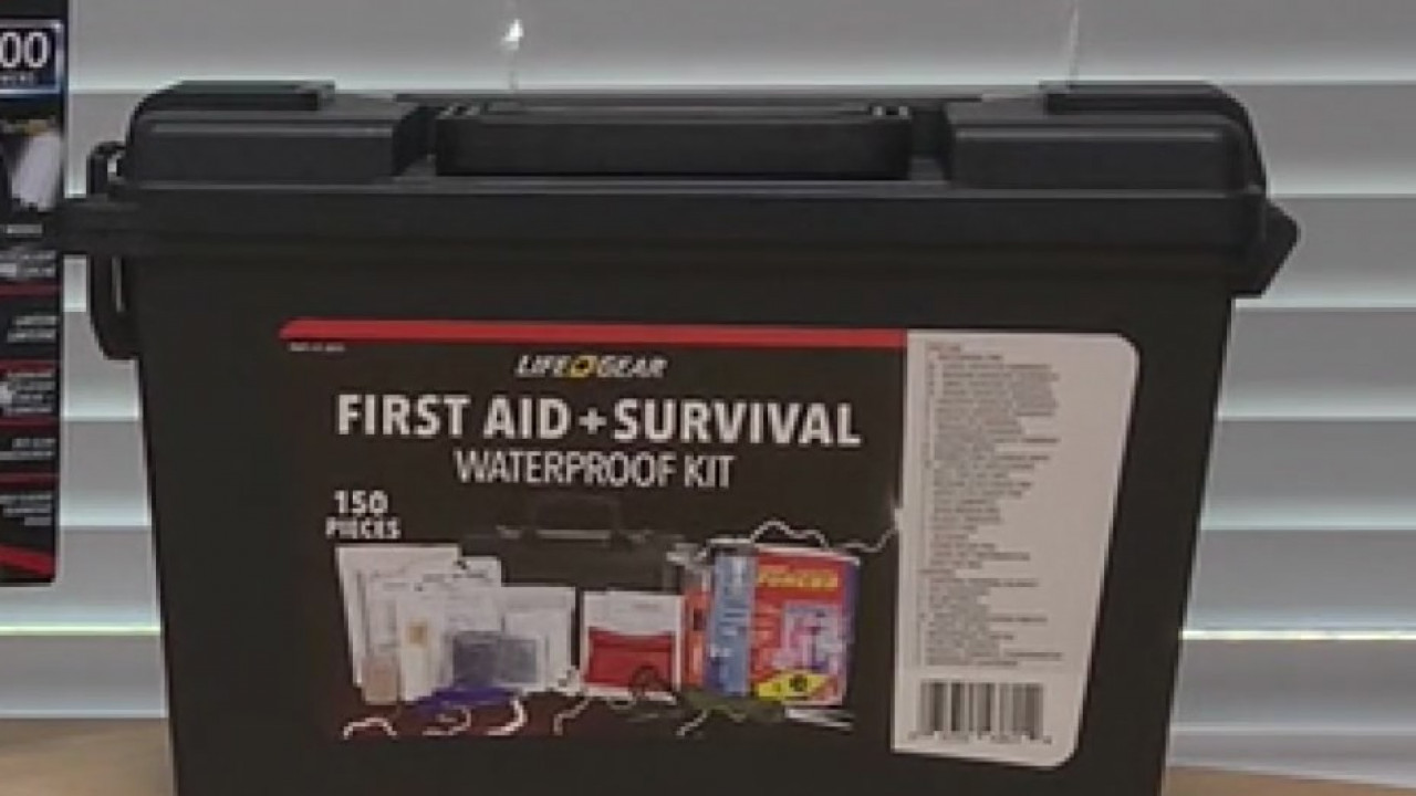 Life+Gear First Aid Waterproof Kit