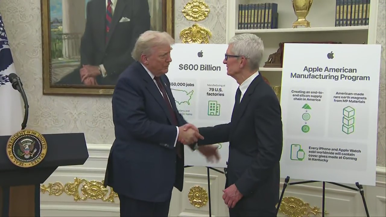 Trump announces increased Apple production investment : Full