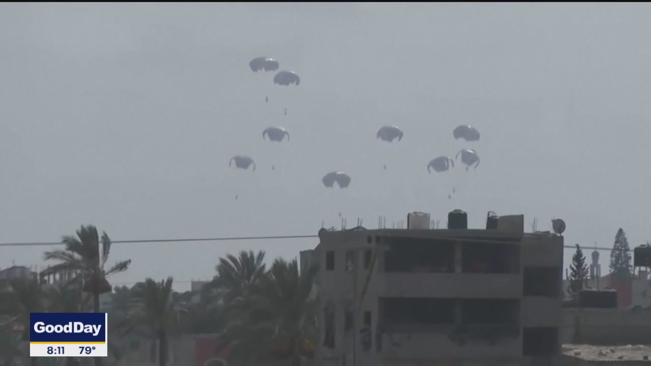 Falling aid kills teenage boy in Gaza