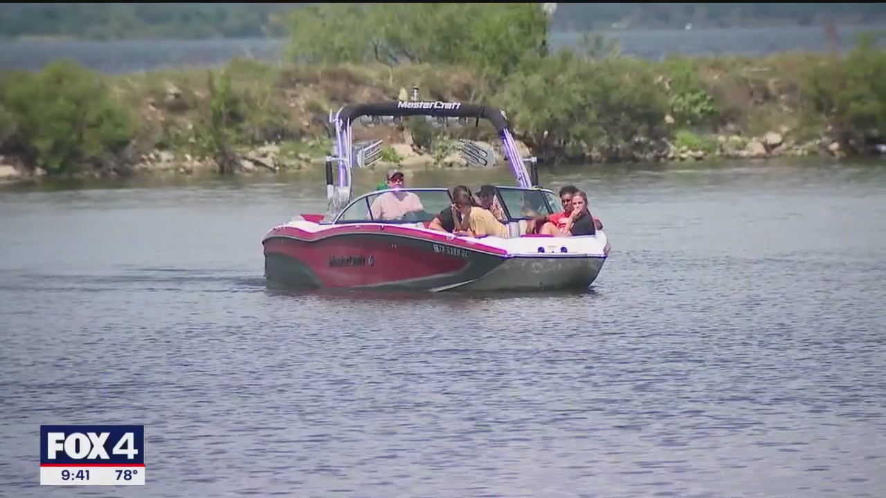 North Texas boat crash injures 3, including children