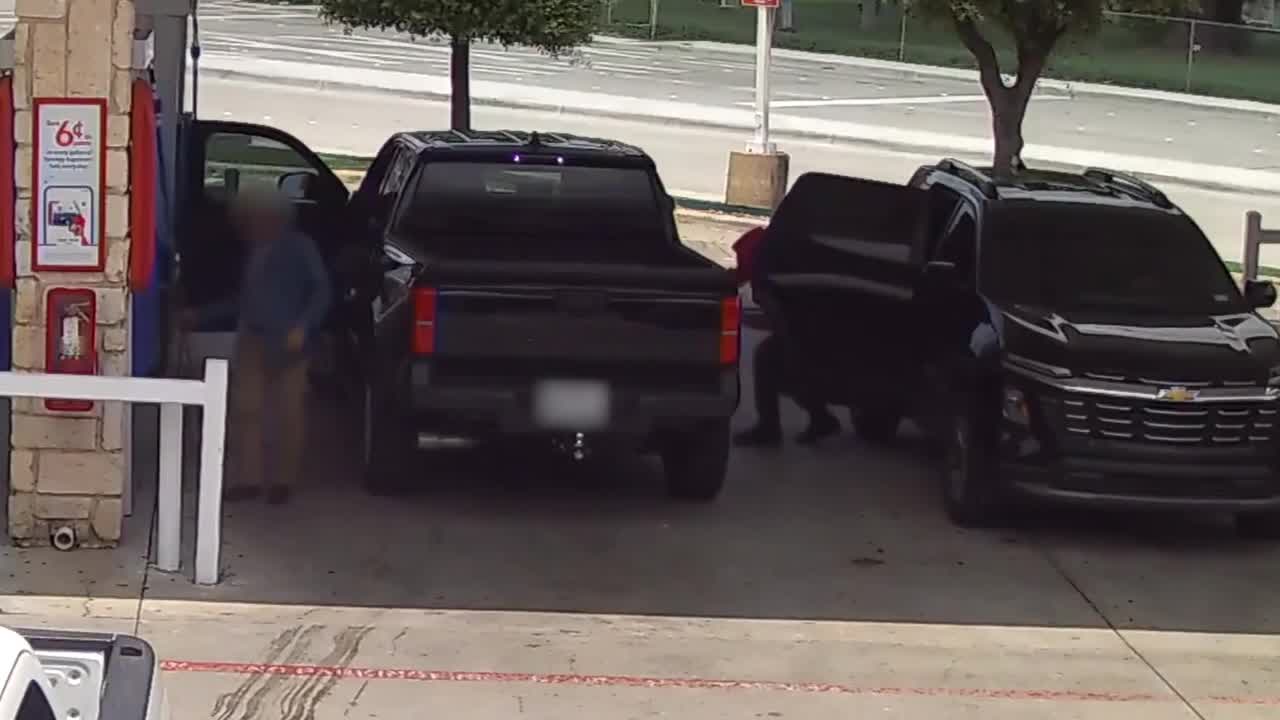 Garland jugging caught on camera | RAW