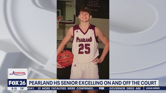 Pearland HS senior excelling on and off the court