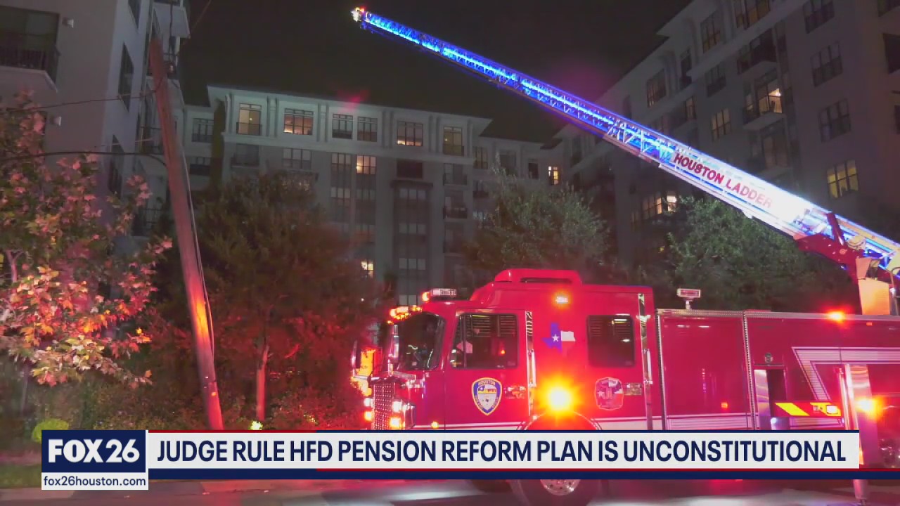Judge rules part of Houston's pension plan is unconstitutional