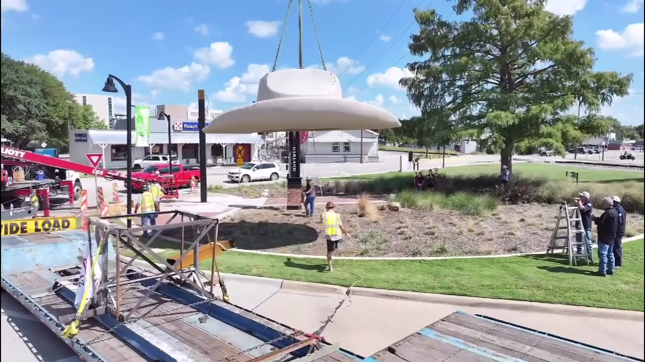 'The Big Hat' comes to Garland
