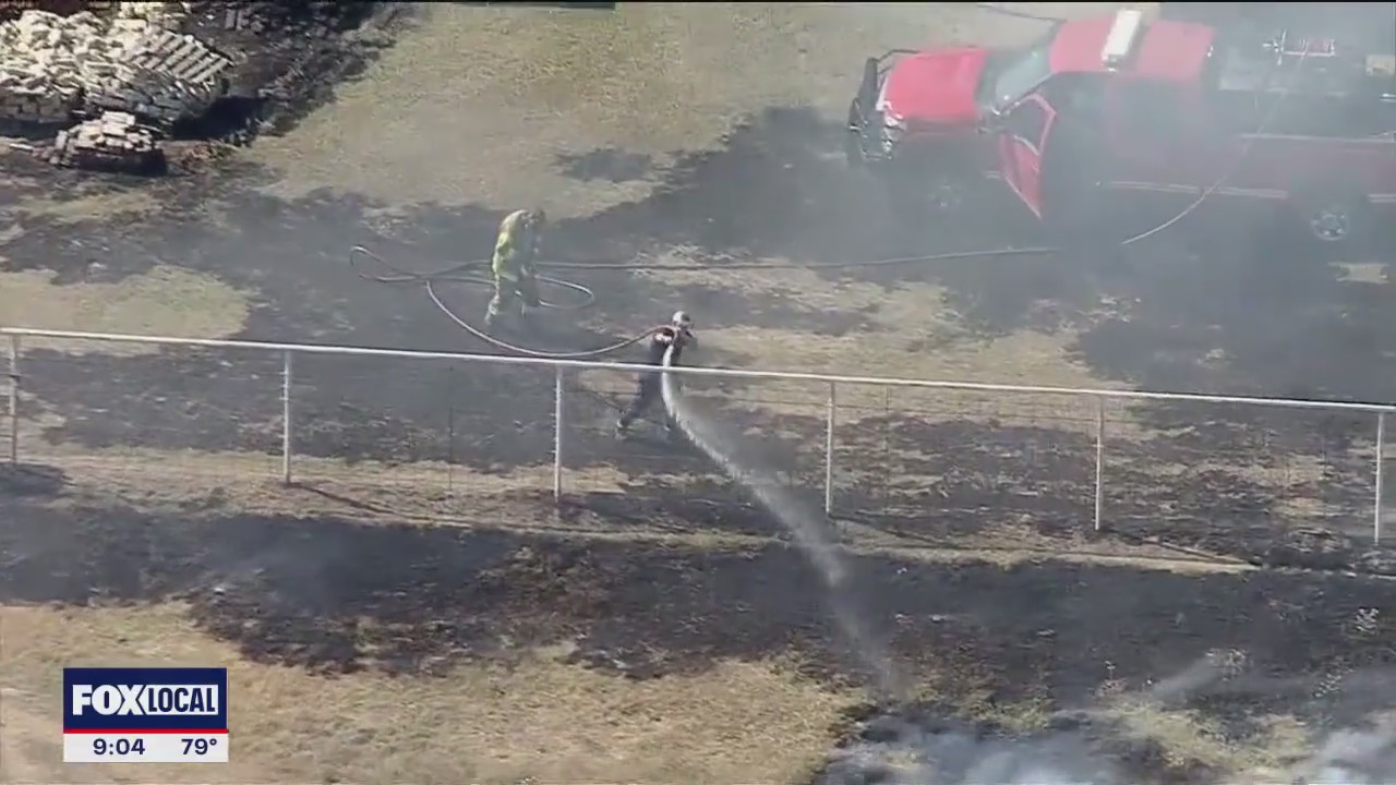 Crews extinguish grassfires in Ellis, Kaufman counties