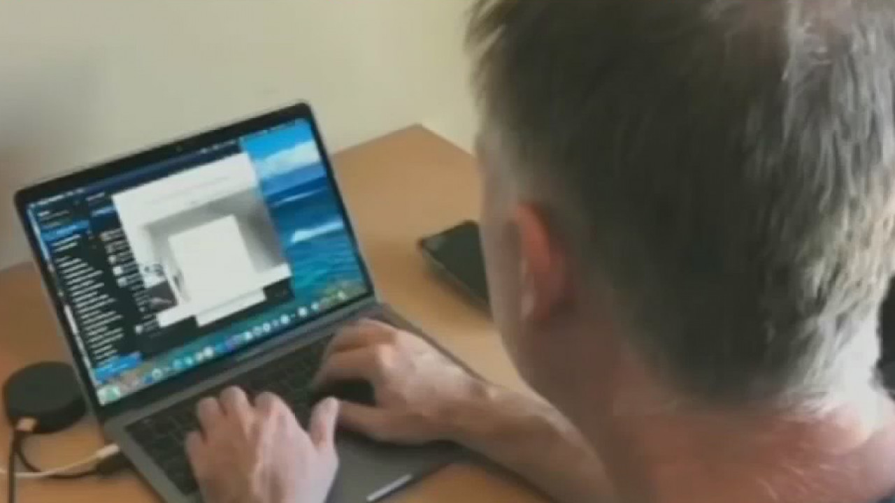 Doctors warn about use of screen time after patients complain about eyesight