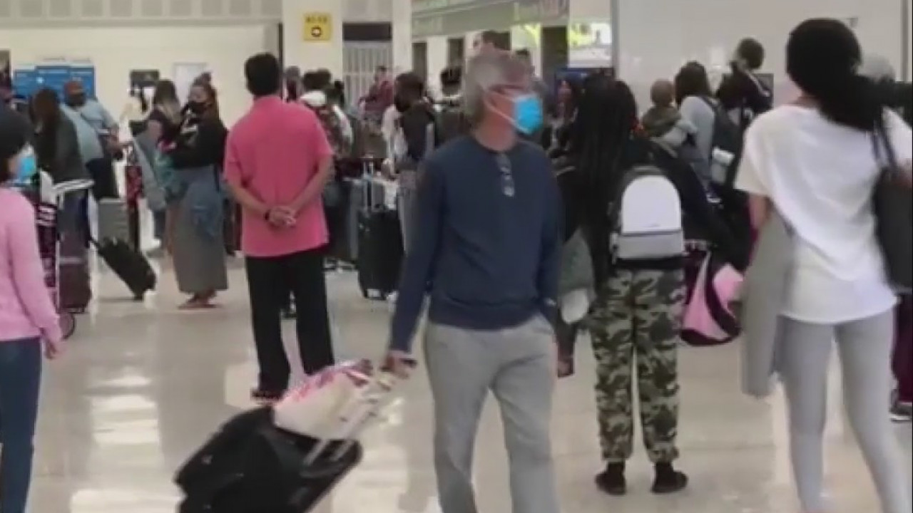 Houston asks holiday travelers to quarantine