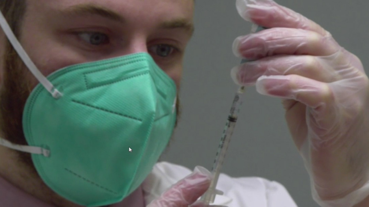 CVS begins vaccinating seniors and nursing home staff