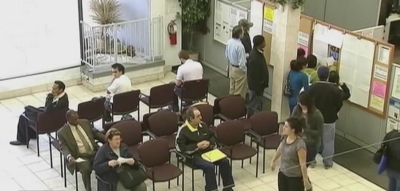 US adds modest 559,000 jobs amid hiring struggles