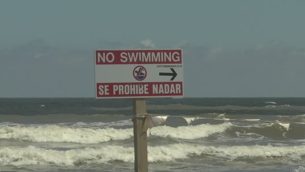 Galveston Beach Patrol warns of strong rip currents