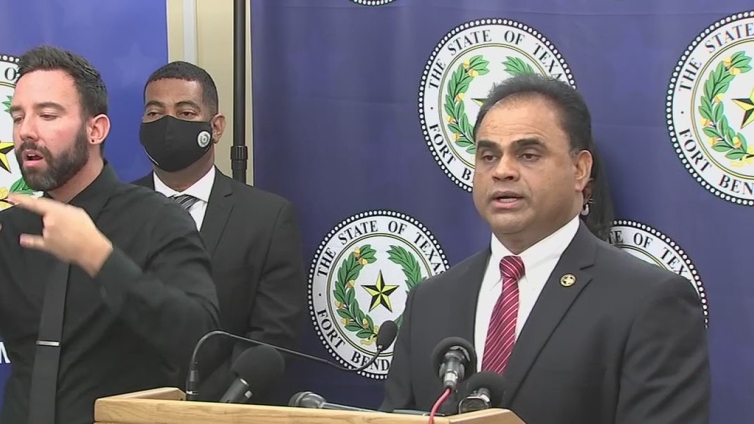 Fort Bend County sues regarding Gov. Abbott's executive order regarding masks